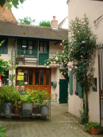 Saint Sauveur Bed & Breakfast Herisson Ngoại thất bức ảnh